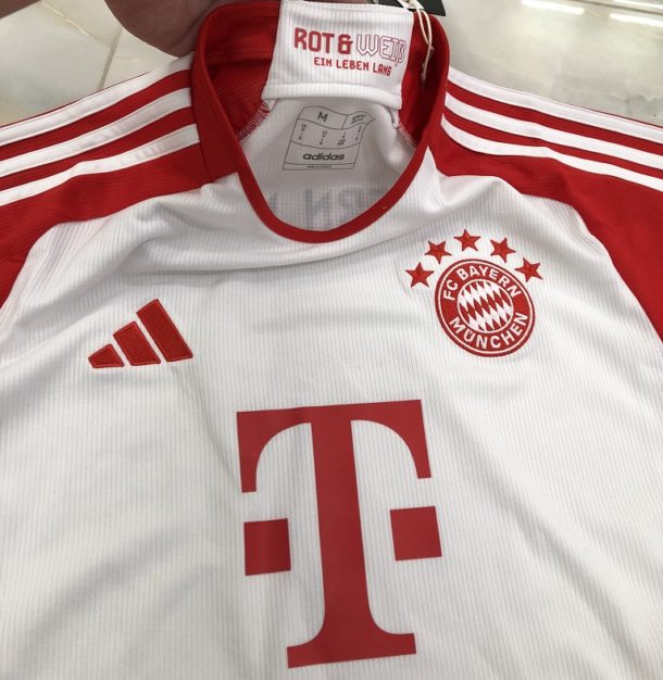 Bayern Munich 2024 les nouveaux maillots réalisés par Adidas