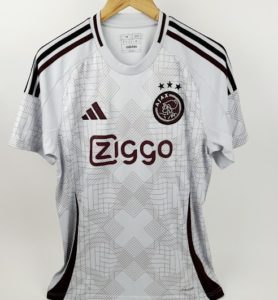 Ajax 2025 troisieme maillot de foot third