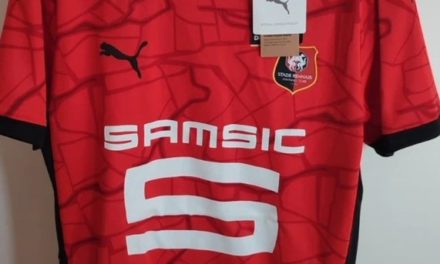 Rennes : les nouveaux maillots du Stade Rennais 2024-2025